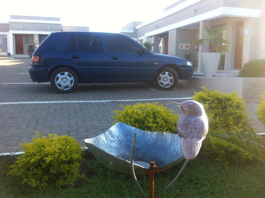 Hill View Inn Serowe Exterior foto
