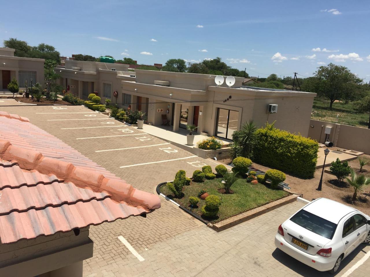 Hill View Inn Serowe Exterior foto